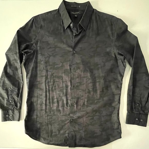 Banana Republic - Camo Print - Long Sleeve - Button Down - Large - Picture 1 of 4